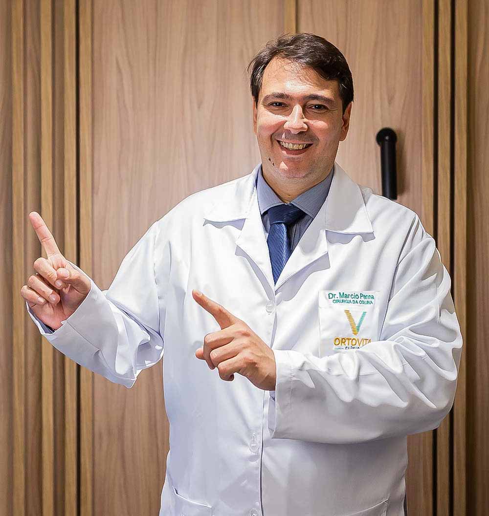 Dr. Marcio Penna médico cirurgião de coluna de Belém - PARÁ